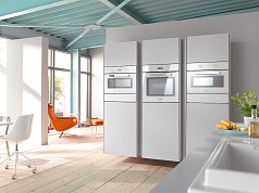 Комби-пароварка Miele DGC6400 BRWS