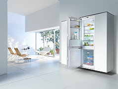 Встраиваемый холодильник Miele KFNS37432iD