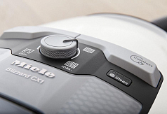 Пылесос Miele SKCR3 Blizzard CX1 Excellence белый лотос
