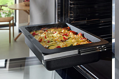 Комби-пароварка Miele DGC 7250 OBSW