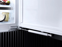 Встраиваемый морозильник Miele FNS 7770 E