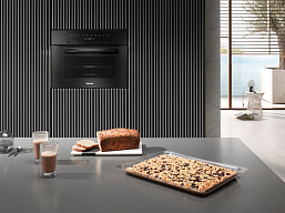 Компактный духовой шкаф Miele H 7240 BM OBSW