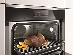 Комби-пароварка Miele DGC6800 EDST/CLST