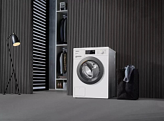 Стиральная машина Miele WED125 WCS с царапиной на корпусе