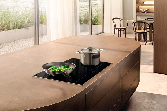 Индукционная варочная панель Miele KM 8684 FR preview 2